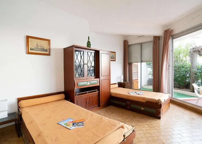 Le Nirvana-2 By Interhome Le Grau-du-Roi